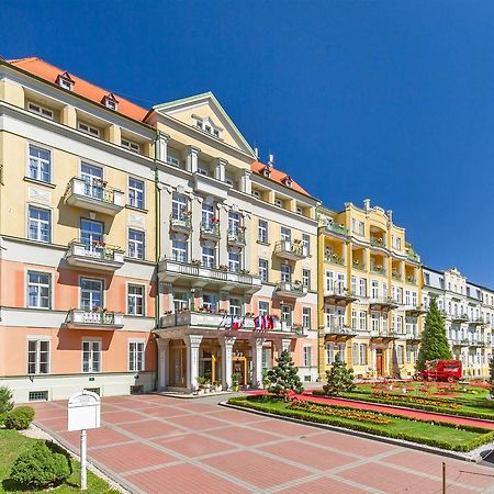 Spa Resort Pawlik-Aquaforum Františkovy Lázně Екстериор снимка