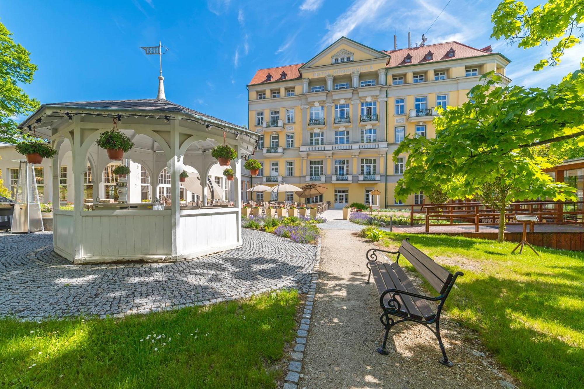 Spa Resort Pawlik-Aquaforum Františkovy Lázně Екстериор снимка