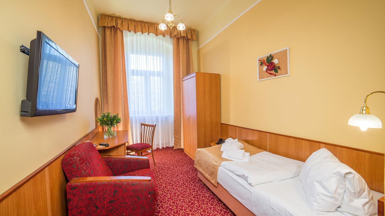 Spa Resort Pawlik-Aquaforum Františkovy Lázně Стая снимка